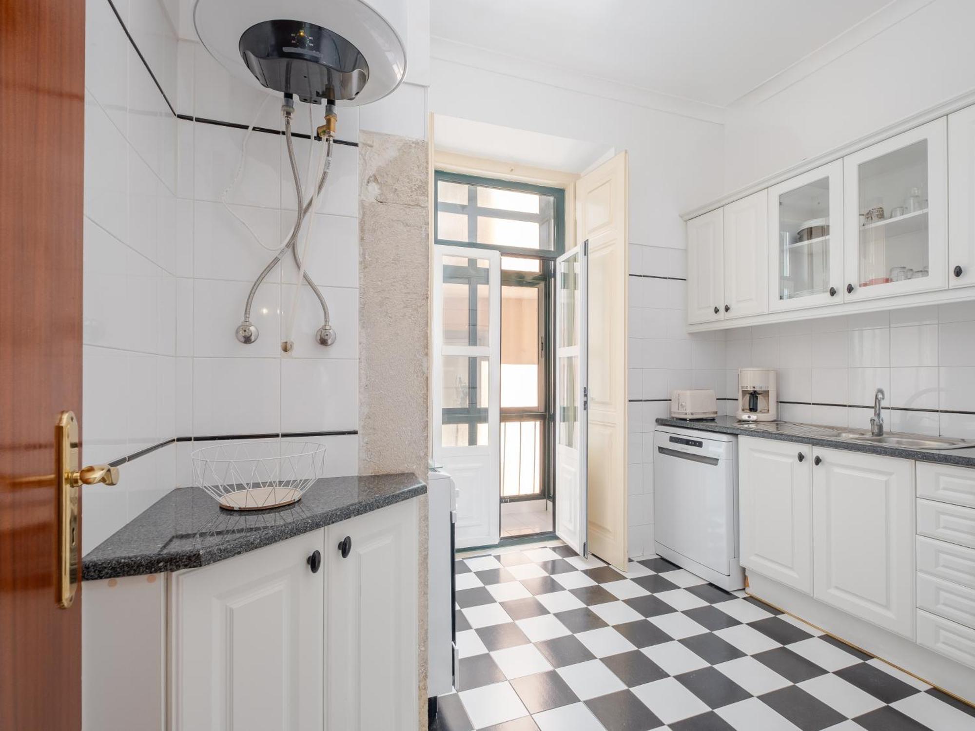 Cool Apartment Near Alfama Lisboa Εξωτερικό φωτογραφία